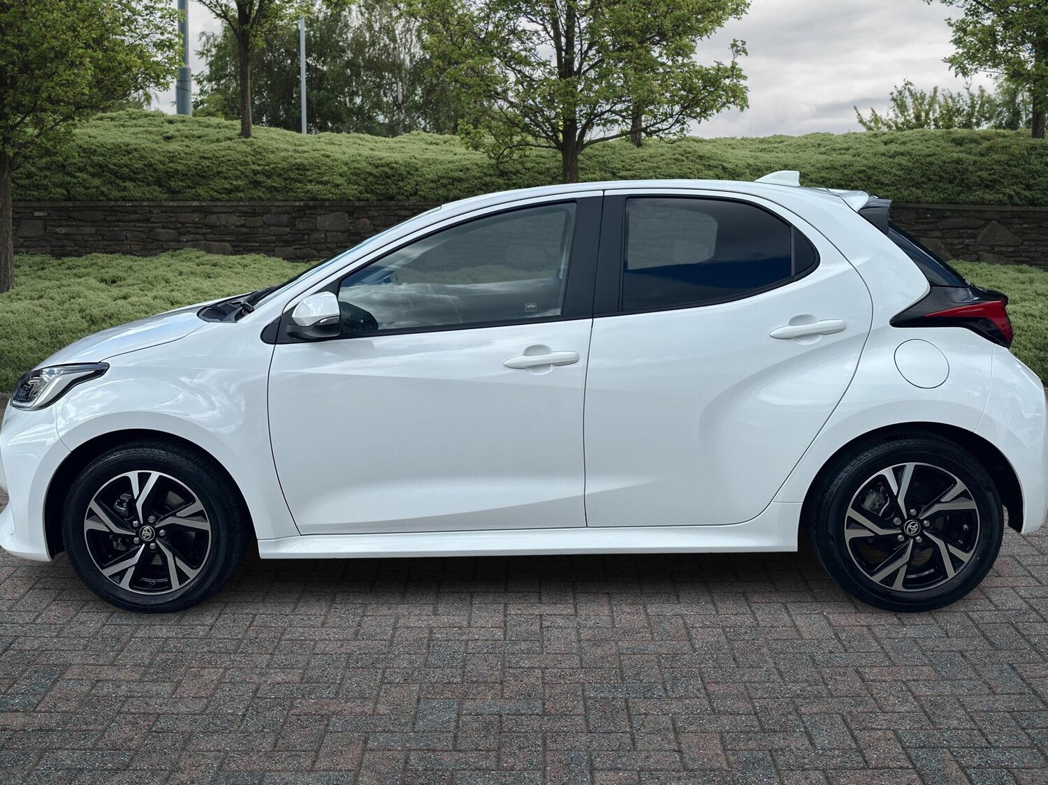 Used Toyota Yaris 2024 for sale - 76086084: Photo 17