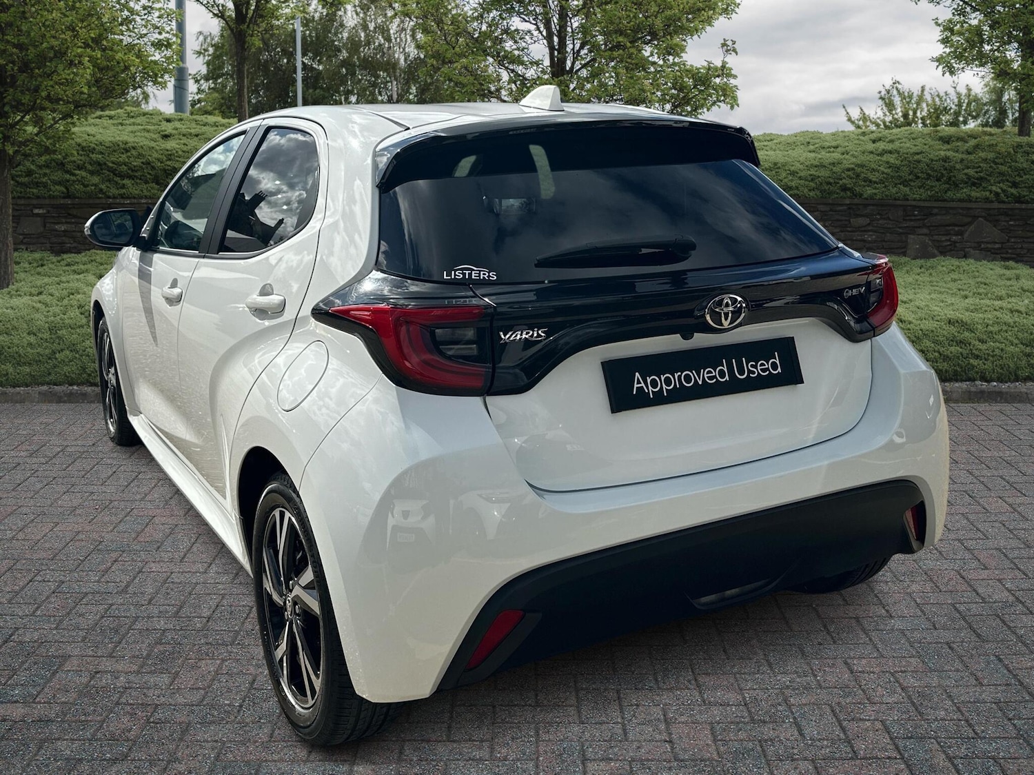 Used Toyota Yaris 2024 for sale - 76086084: Photo 4