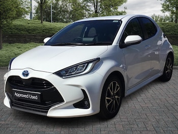 Used Toyota Yaris 2023 for sale - 75116124: Photo