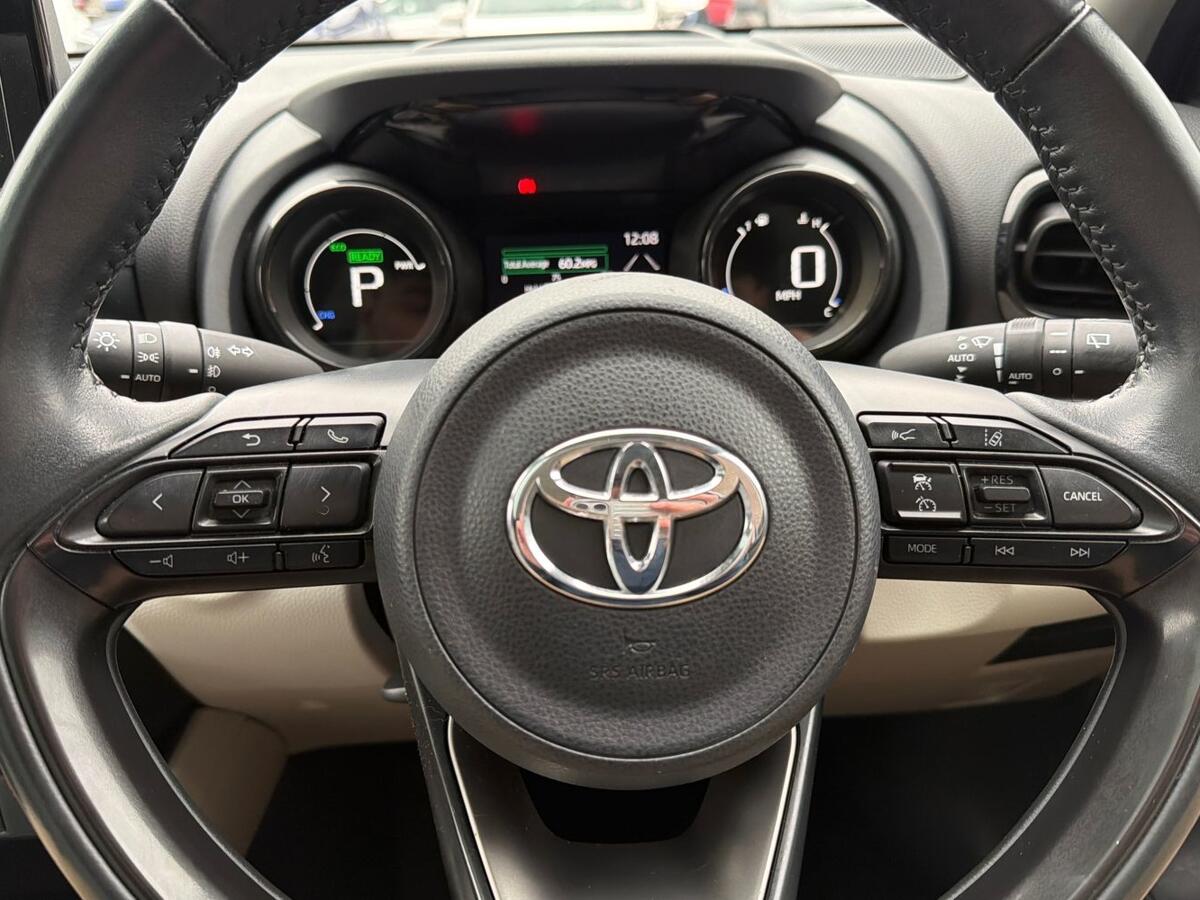Used Toyota Yaris 2021 for sale - 77575933: Photo 14