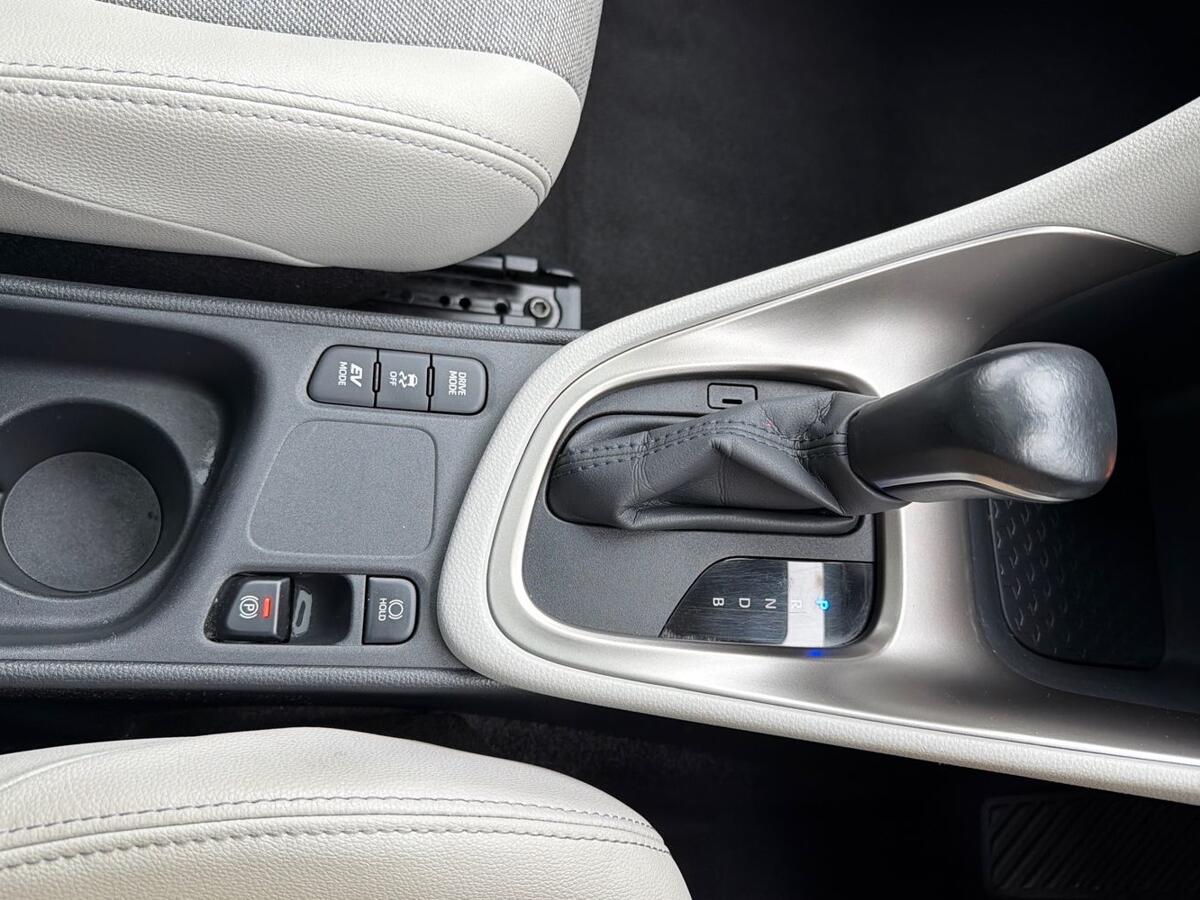 Used Toyota Yaris 2021 for sale - 77575933: Photo 17