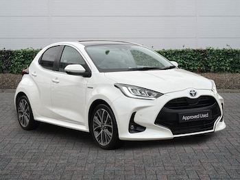 Used Toyota Yaris 2021 for sale - 77575933: Photo