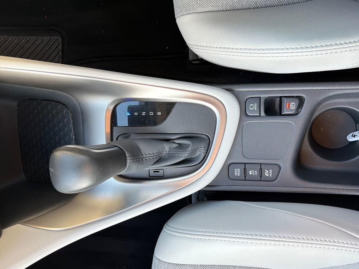 Used Toyota Yaris 2023 for sale - 76800590: Photo 18