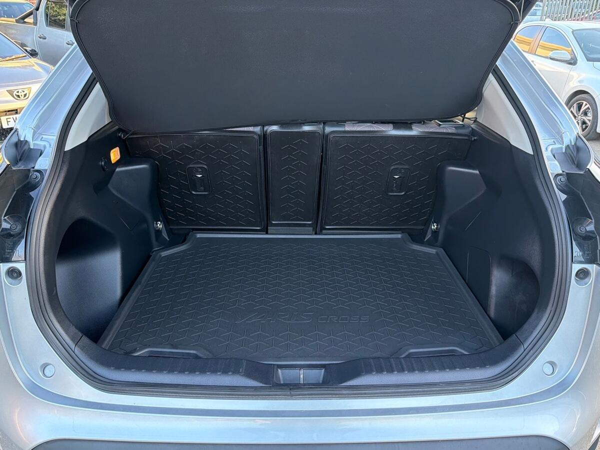 Used Toyota Yaris Cross 2023 for sale - 77124614: Photo 10