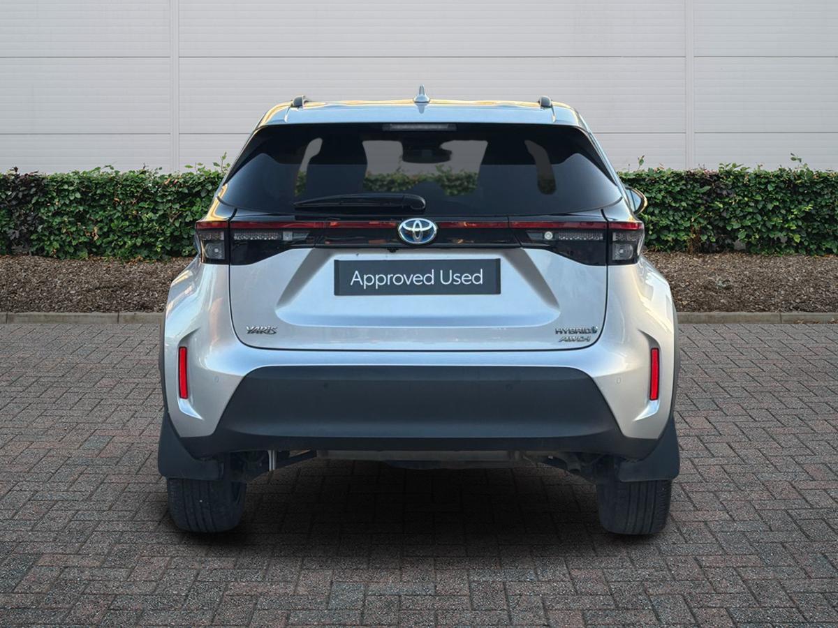 Used Toyota Yaris Cross 2023 for sale - 77124614: Photo 4