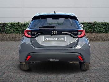 Used Toyota Yaris 2026 for sale - 79566670: Photo
