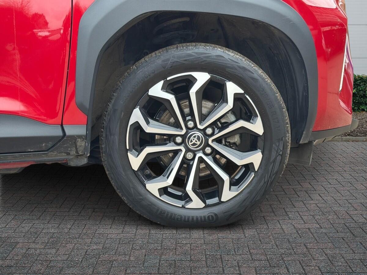 Used Toyota Yaris Cross 2023 for sale - 77994856: Photo 6