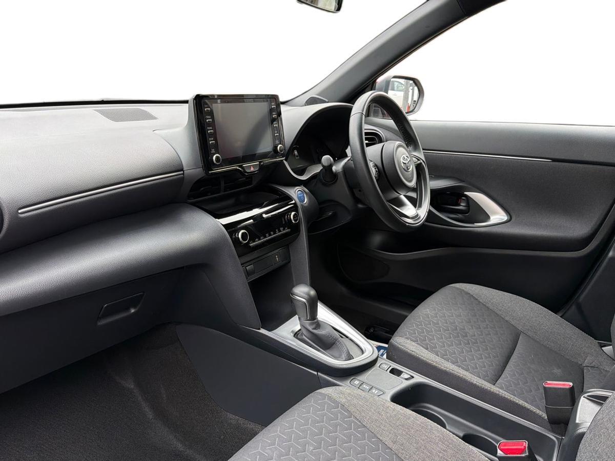 Used Toyota Yaris Cross 2023 for sale - 77994856: Photo 7