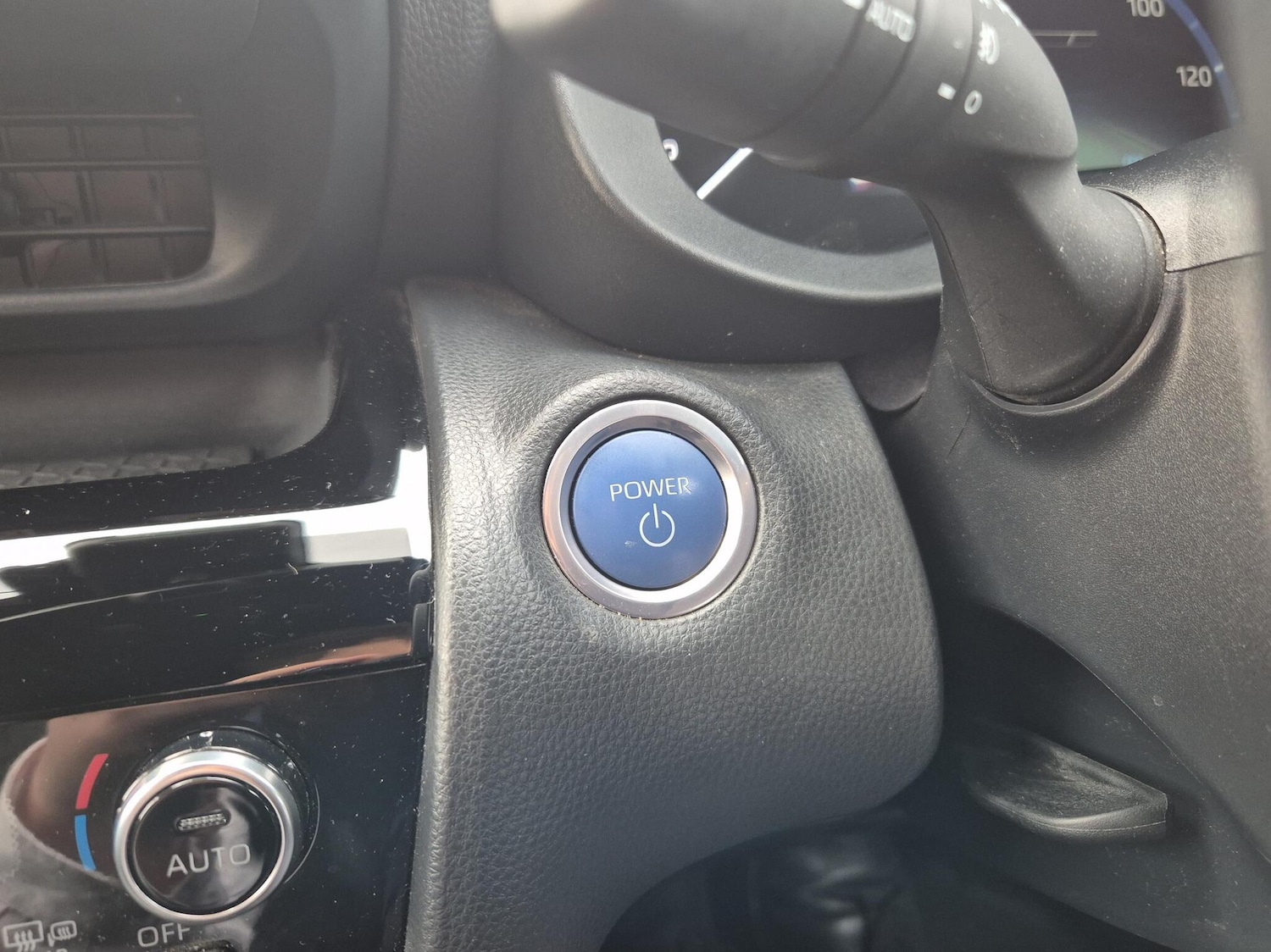 Used Toyota Yaris 2022 for sale - 76111664: Photo 21