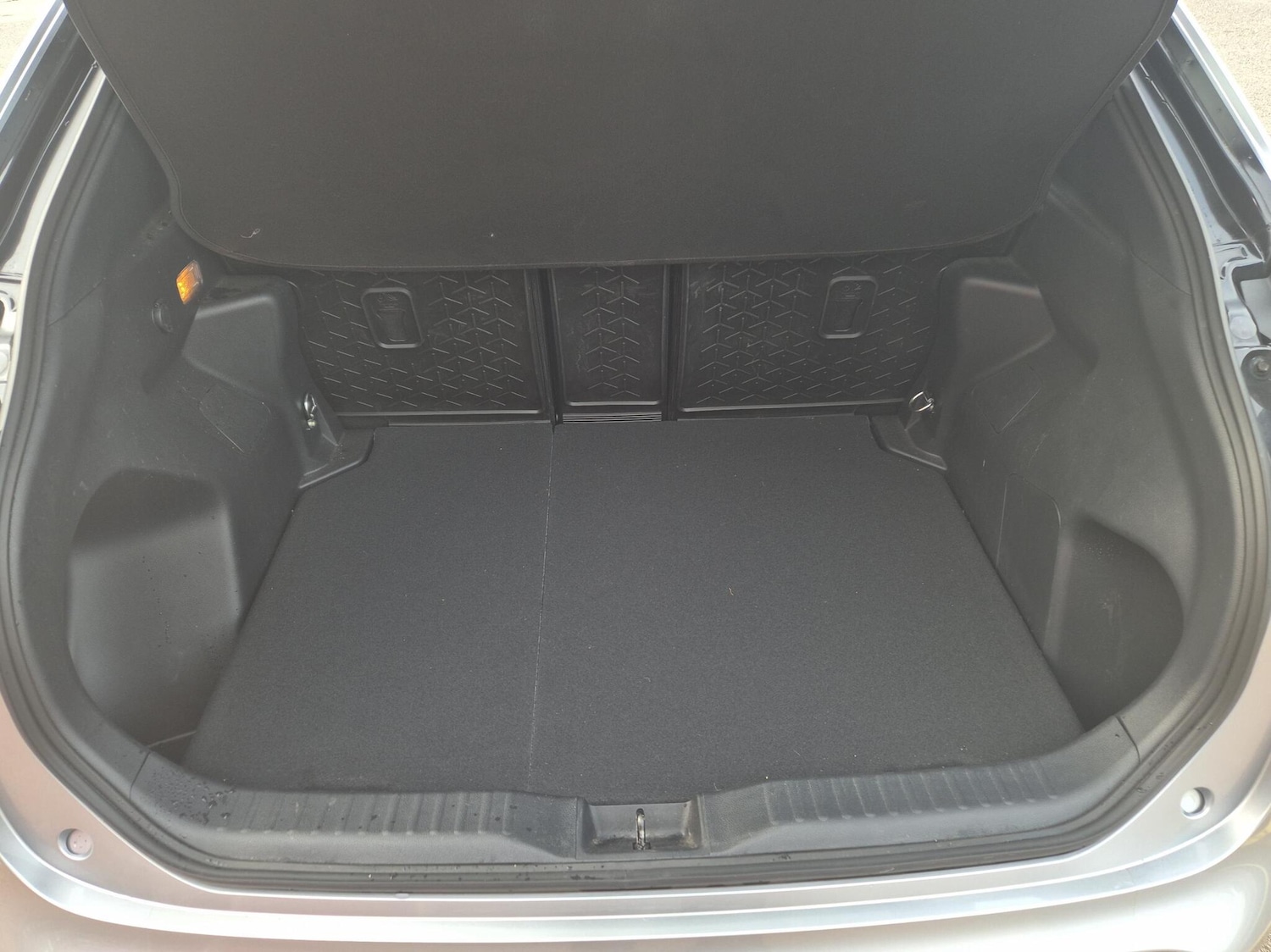 Used Toyota Yaris 2022 for sale - 76111664: Photo 25