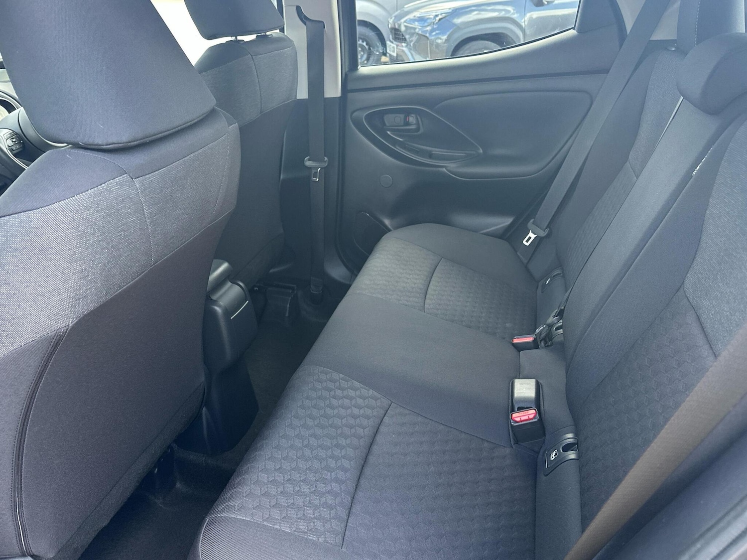 Used Toyota Yaris 2022 for sale - 76500888: Photo 12