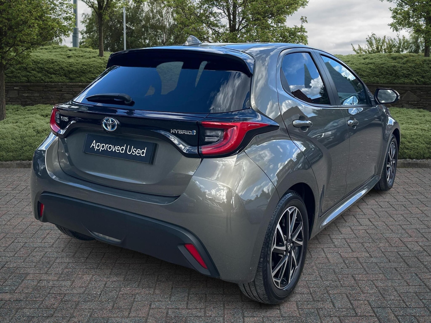 Used Toyota Yaris 2022 for sale - 76500888: Photo 2