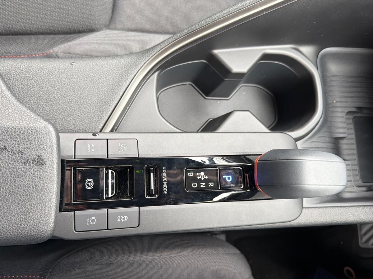 Used Toyota C-HR 2025 for sale - 77512169: Photo 18