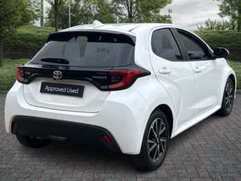 Used Toyota Yaris 2023 for sale - 74547584: Photo