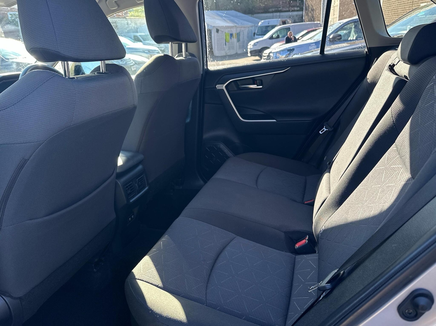 Used Toyota RAV4 2020 for sale - 76017668: Photo 12