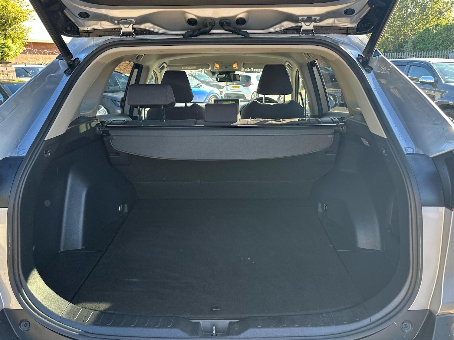 Used Toyota RAV4 2020 for sale - 76017668: Photo 14