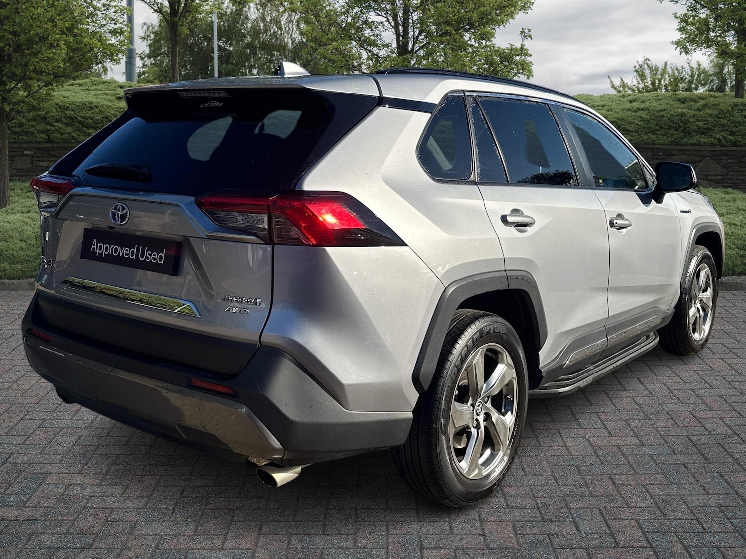 Used Toyota RAV4 2020 for sale - 76017668: Photo 2