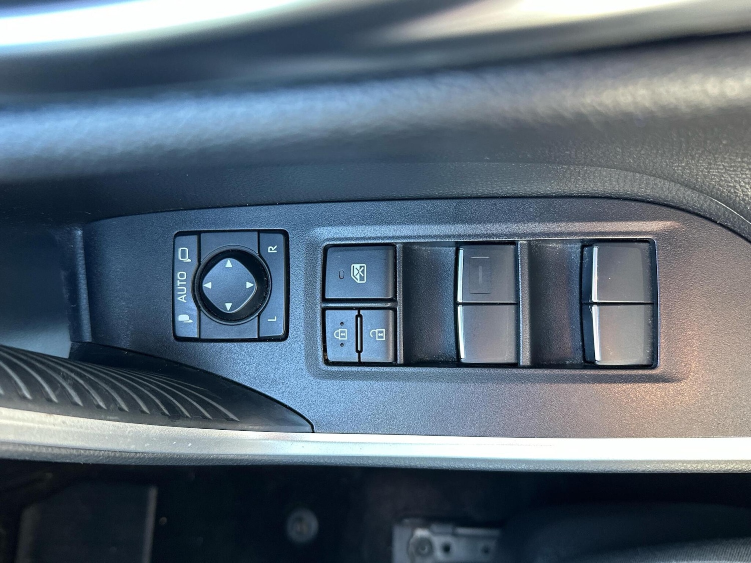 Used Toyota RAV4 2020 for sale - 76017668: Photo 20