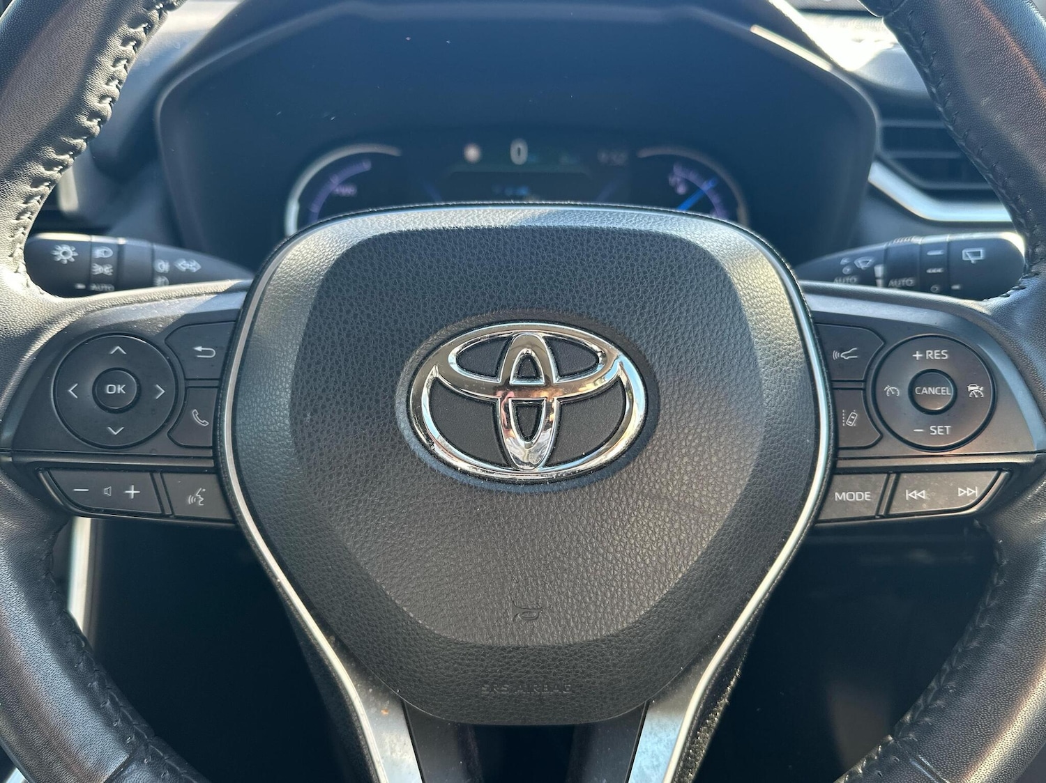 Used Toyota RAV4 2020 for sale - 76017668: Photo 8