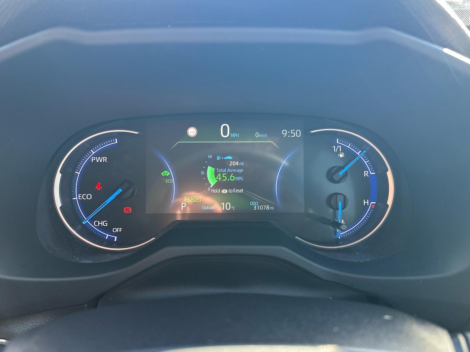 Used Toyota RAV4 2020 for sale - 76017668: Photo 9