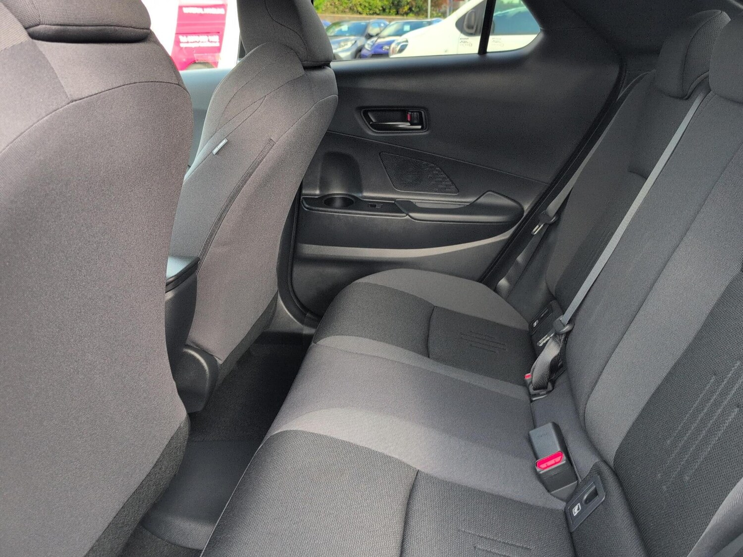 Used Toyota C-HR 2025 for sale - 77512244: Photo 12