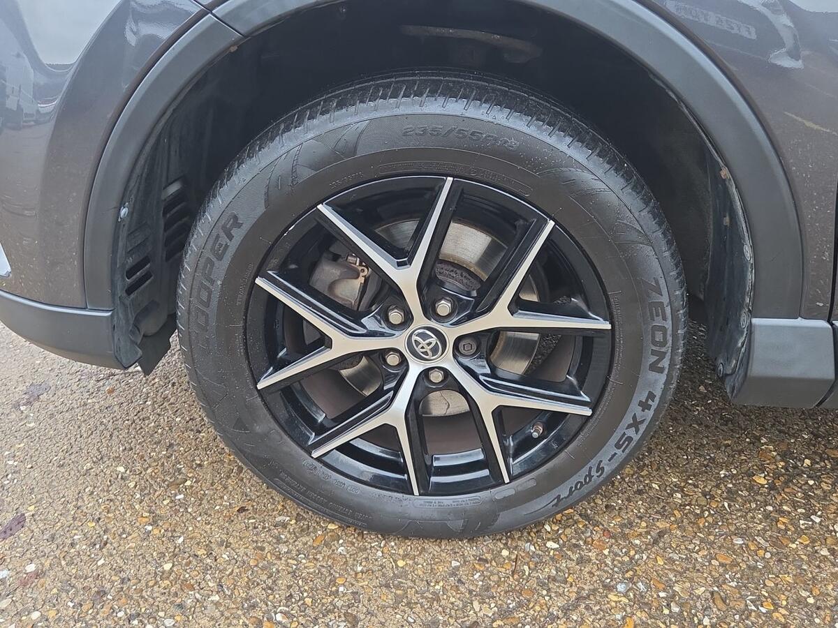 Used Toyota RAV4 2017 for sale - 76856286: Photo 14