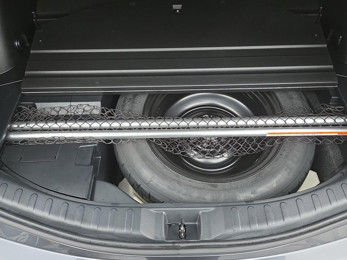 Used Toyota RAV4 2017 for sale - 76856286: Photo 17