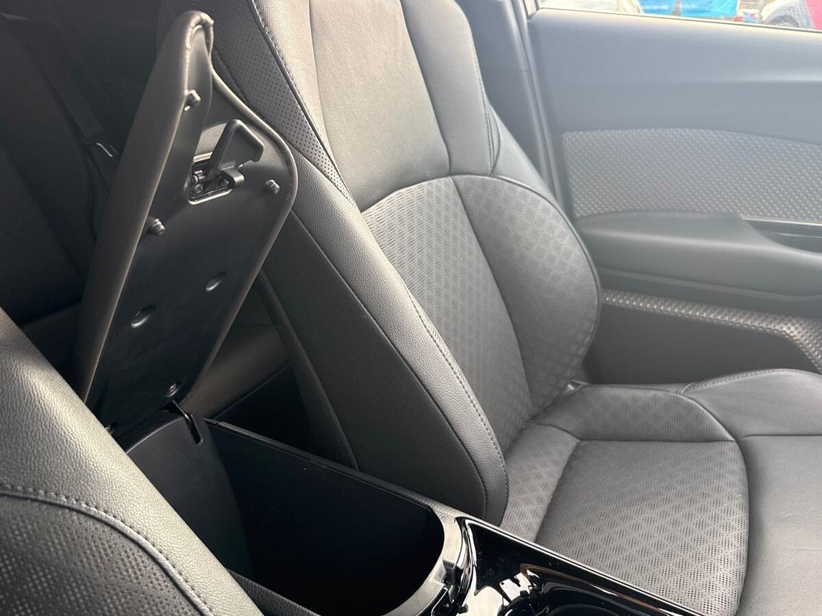 Used Toyota C-HR 2022 for sale - 77013669: Photo 25