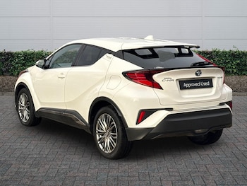 Used Toyota C-HR 2022 for sale - 77013669: Photo