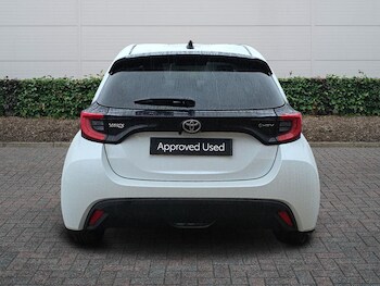 Used Toyota Yaris 2025 for sale - 77512178: Photo