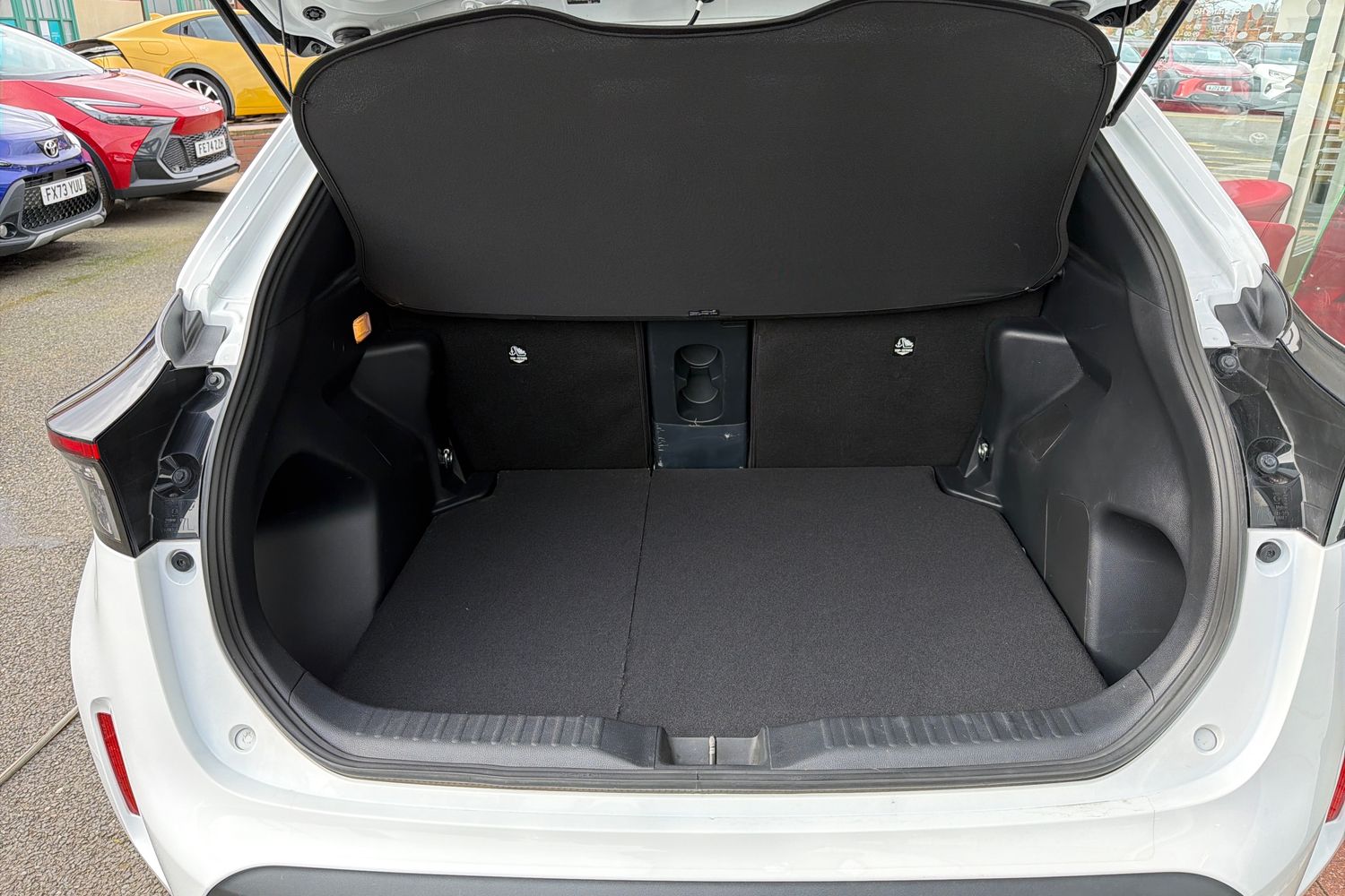 Used Toyota Yaris Cross 2024 for sale - 77884817: Photo 10