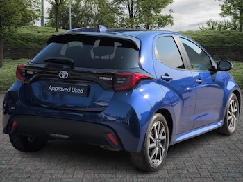 Used Toyota Yaris 2023 for sale - 75432418: Photo