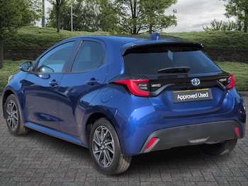 Used Toyota Yaris 2023 for sale - 75432418: Photo