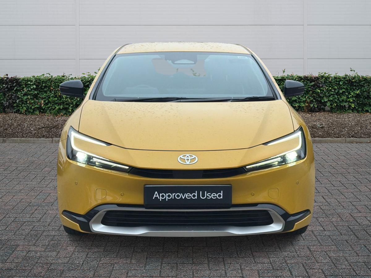 Used Toyota Prius 2024 for sale - 76716802: Photo 3