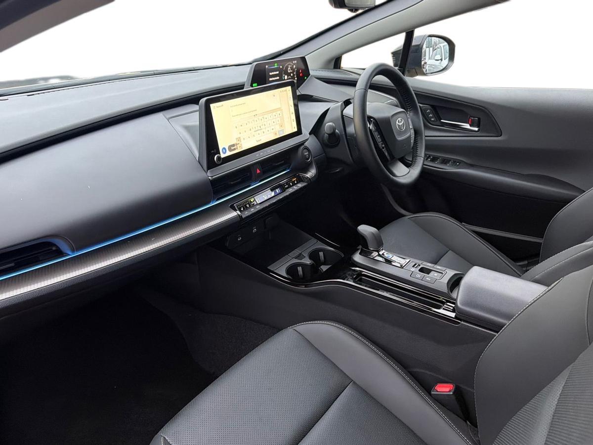 Used Toyota Prius 2024 for sale - 76716802: Photo 7