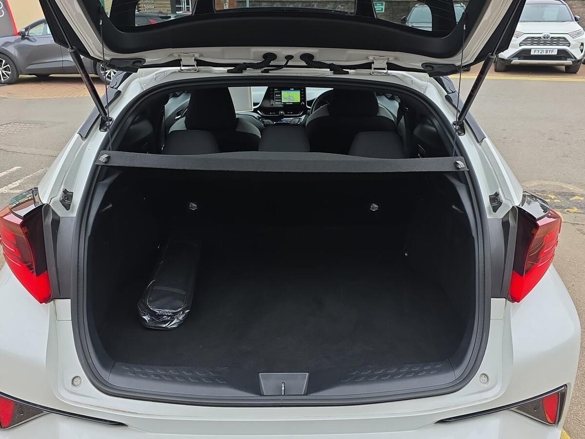 Used Toyota C-HR 2021 for sale - 78136883: Photo 10