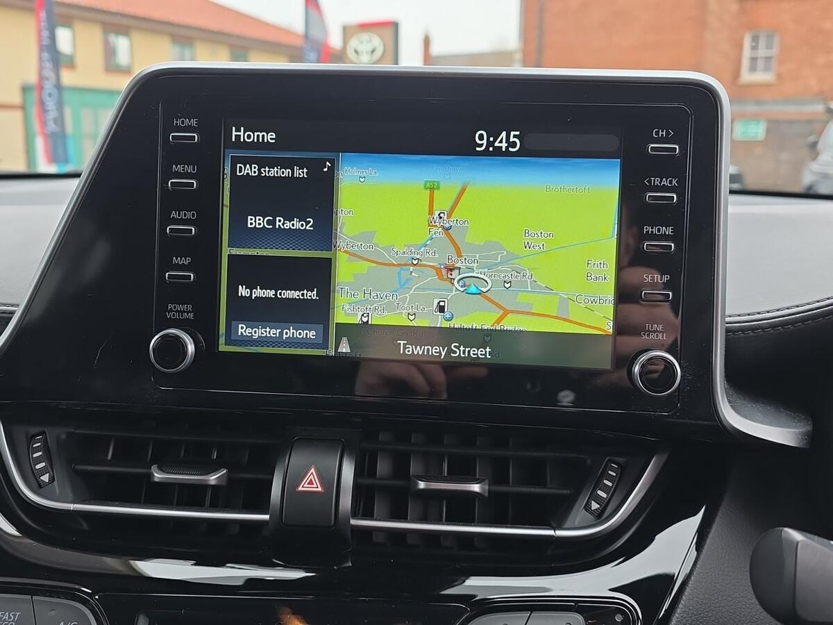 Used Toyota C-HR 2021 for sale - 78136883: Photo 11