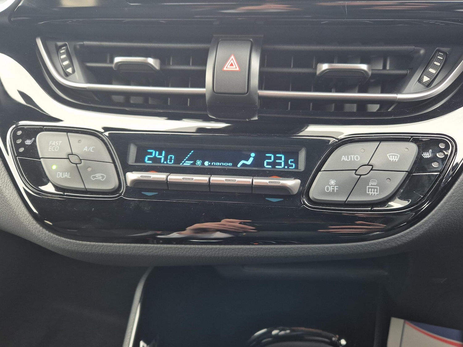 Used Toyota C-HR 2023 for sale - 76139691: Photo 23