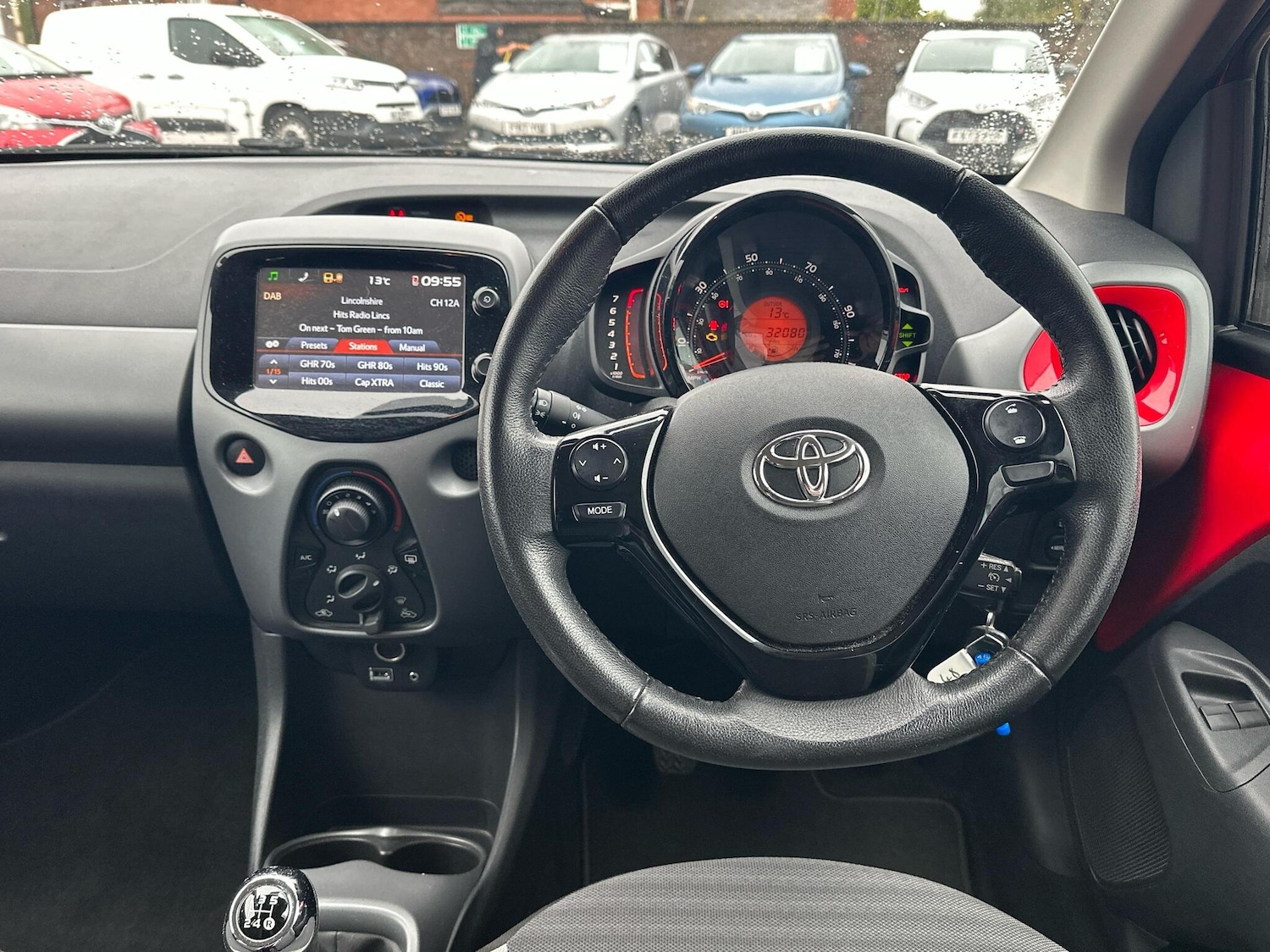 Used Toyota AYGO 2018 for sale - 76086093: Photo 6