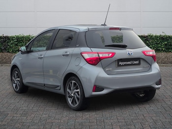 Used Toyota Yaris 2020 for sale - 76716693: Photo