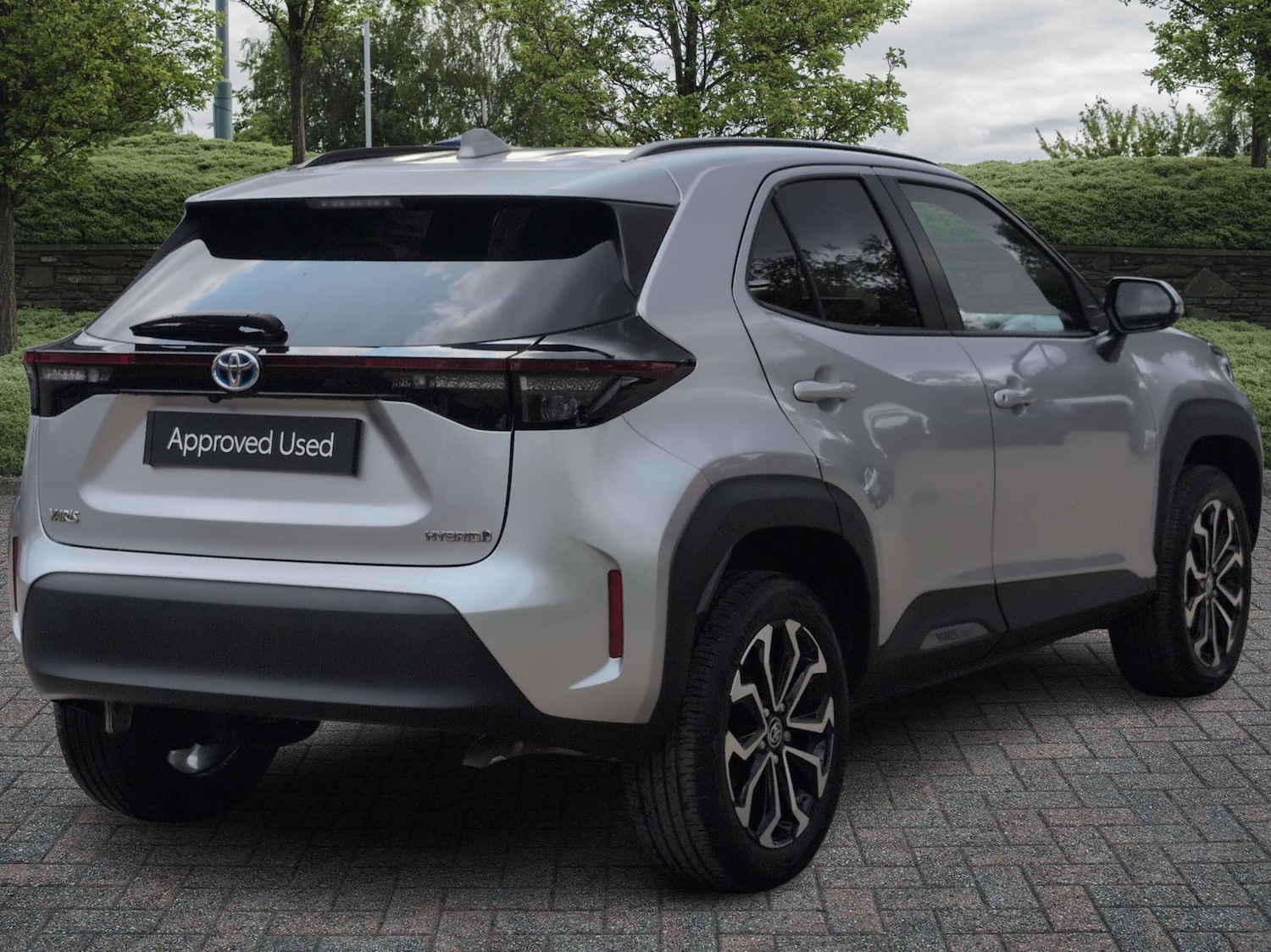 Used Toyota Yaris Cross 2023 for sale - 76434202: Photo 2