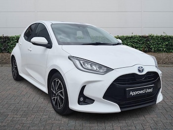 Used Toyota Yaris 2023 for sale - 78463421: Photo