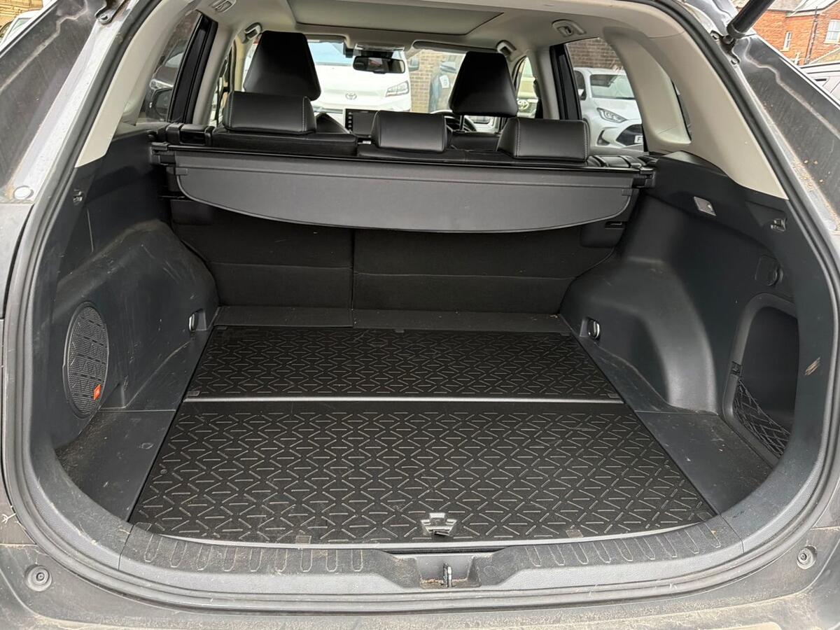 Used Toyota RAV4 2020 for sale - 78088147: Photo 10