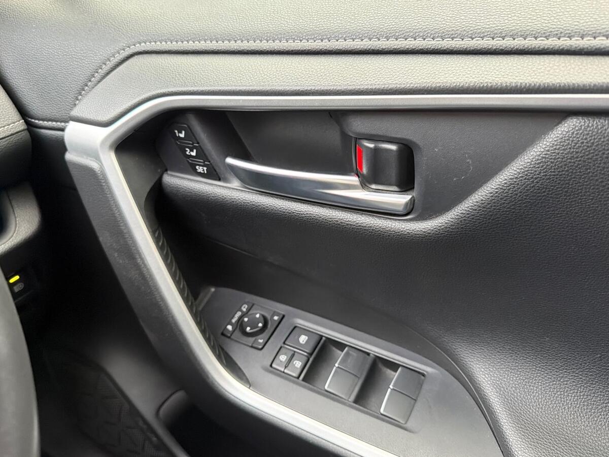 Used Toyota RAV4 2020 for sale - 78088147: Photo 14