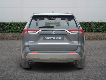 Used Toyota RAV4 2020 for sale - 78088147: Photo