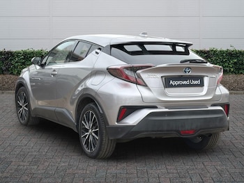 Used Toyota C-HR 2018 for sale - 77840920: Photo