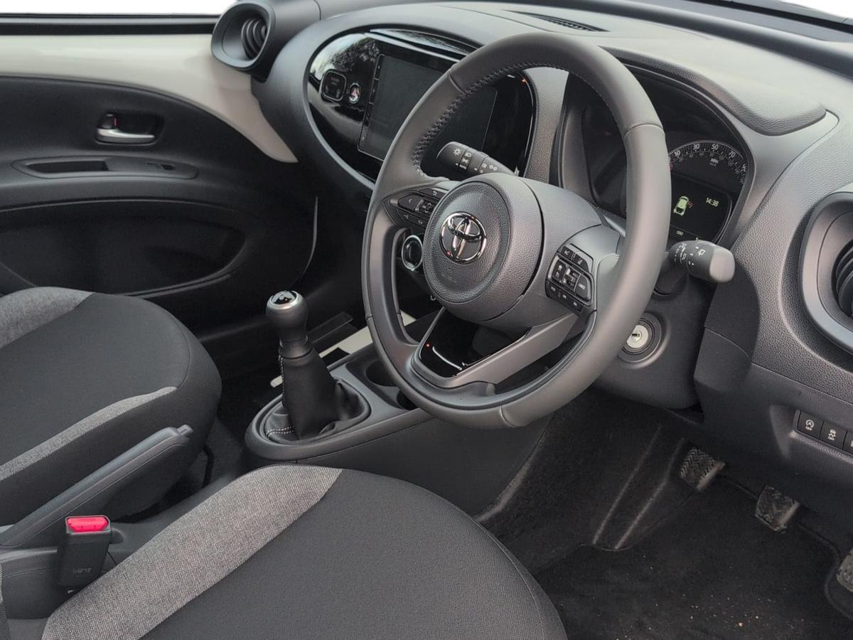 Used Toyota Aygo X 2025 for sale - 76716691: Photo 12