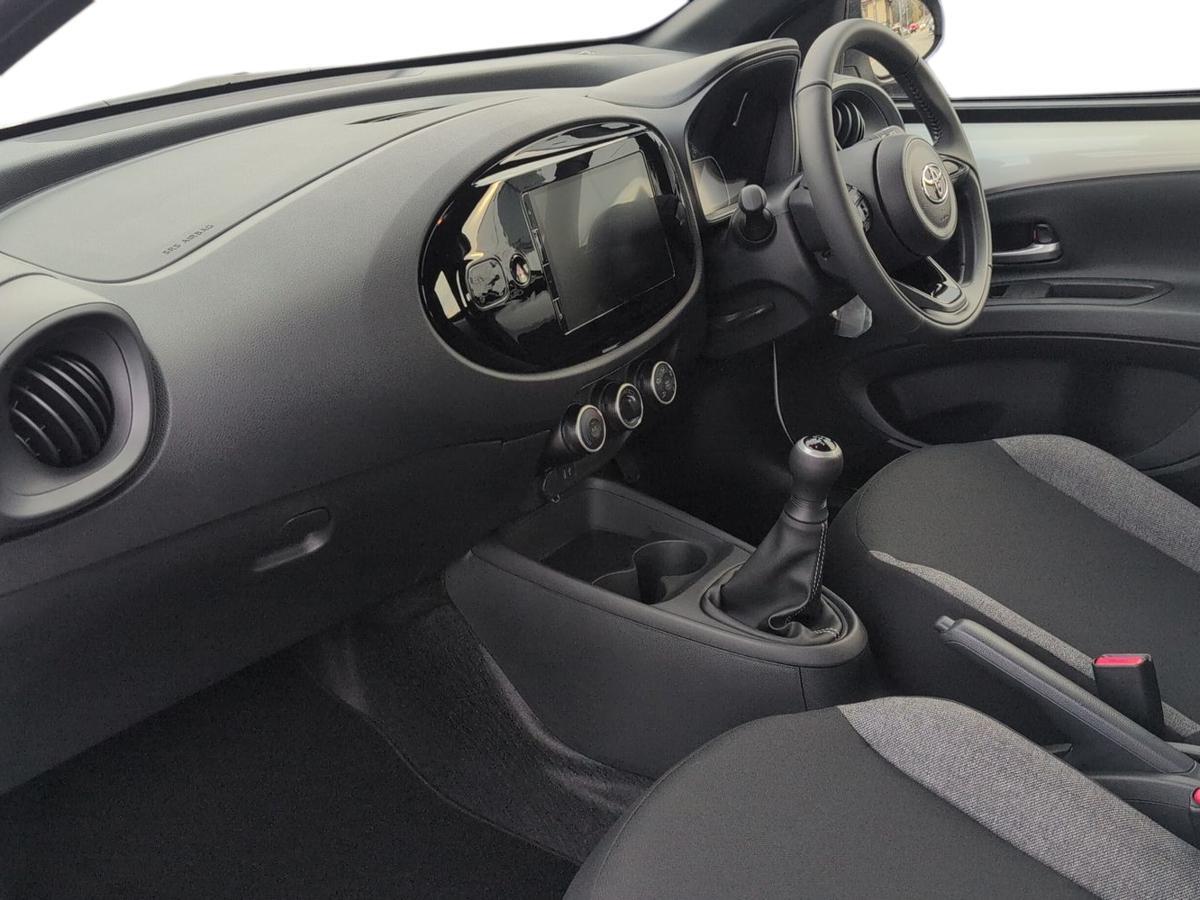 Used Toyota Aygo X 2025 for sale - 76716691: Photo 7