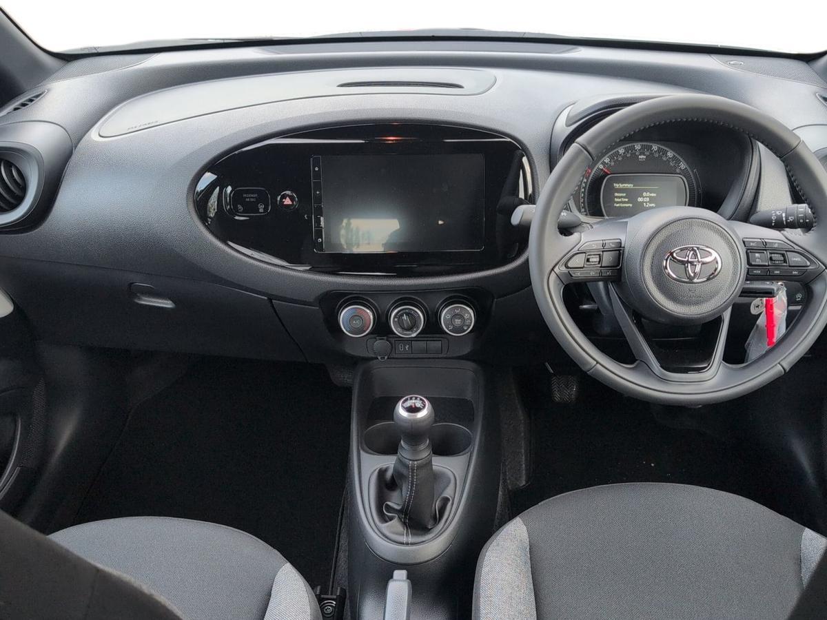 Used Toyota Aygo X 2025 for sale - 76716691: Photo 8