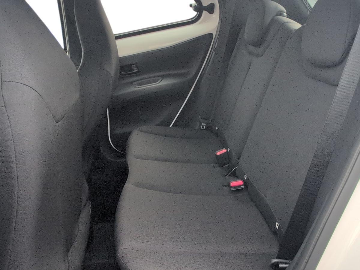 Used Toyota Aygo X 2025 for sale - 76716691: Photo 9